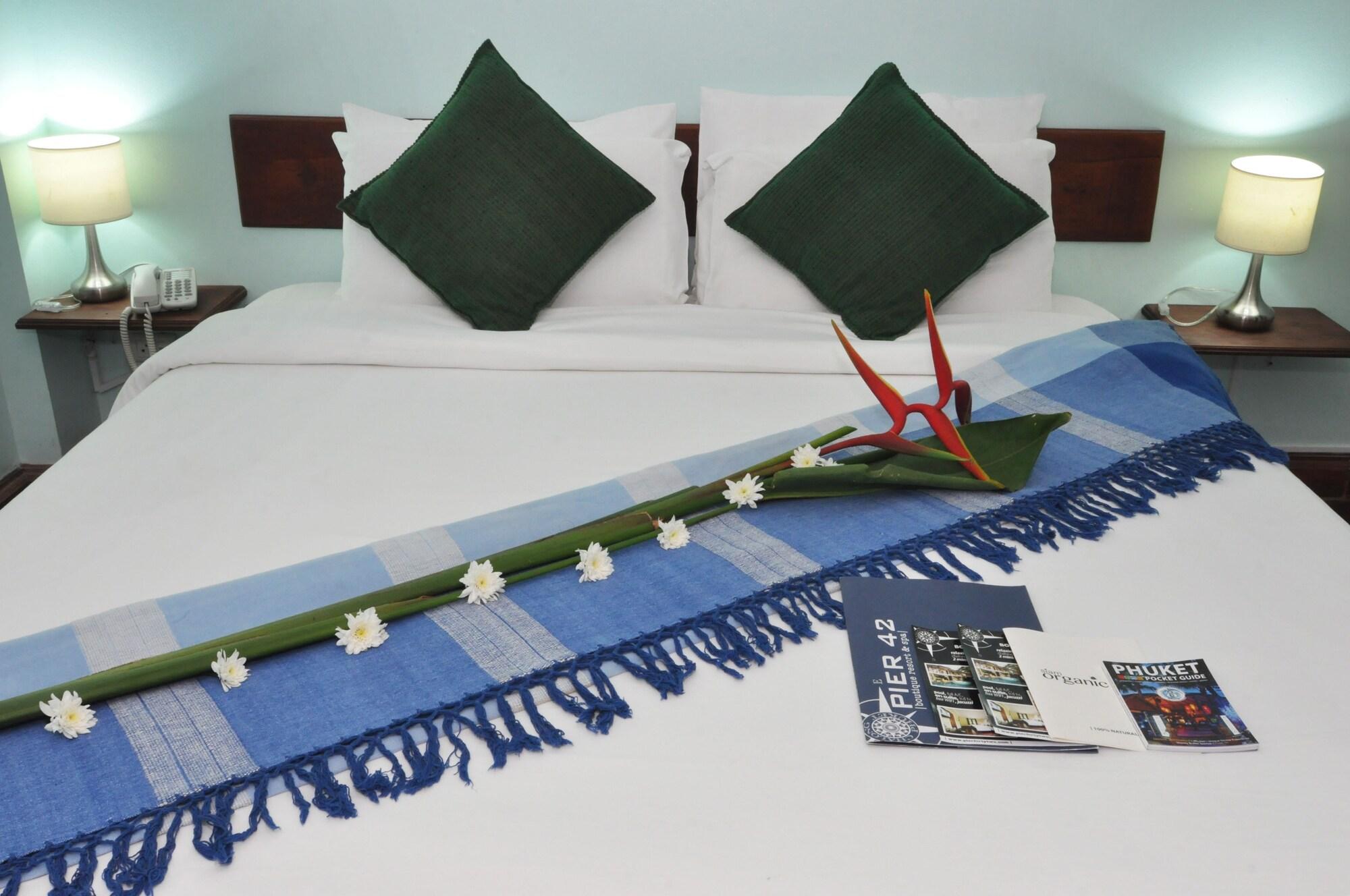 Pier 42 Boutique Resort & Spa تْشولونْغْ المظهر الخارجي الصورة